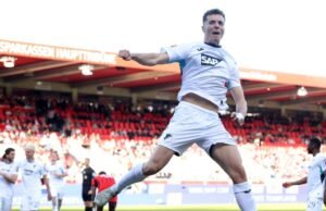 Barcelona memulai pembicaraan untuk mengklarifikasi persyaratan penandatanganan striker Bundesliga