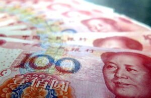 Bos ini membagikan uang tunai sebesar 26 juta kepada karyawannya