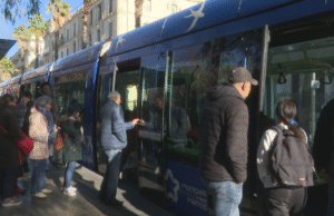 Haruskah angkutan umum digratiskan?