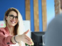 Meski dilarang, tes tas tangan terus berlanjut dalam wawancara rekrutmen