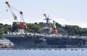 Kapal induk Abraham Lincoln, salah satu kapal terbesar, apa ciri spesifiknya?