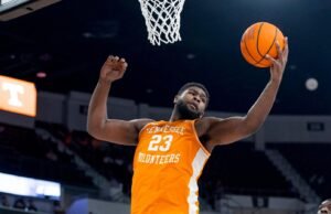 Vols masuk di #23/25 dalam jajak pendapat