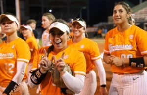 #1 Lady Vols meningkat menjadi 20-0 dengan kemenangan atas Belmont