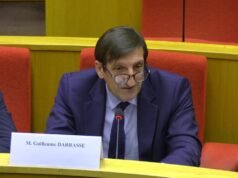 “Auchan menerima kenaikan harga yang tidak dapat dibenarkan dengan terlalu naif,” CEO tersebut mengakui di Senat