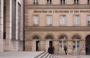 Badan Fitch akan memberikan penilaiannya terhadap peringkat Perancis pada hari Jumat