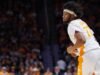 HOOPS TENGAH: #23/25 Tennessee vs. #24/22 Vanderbilt