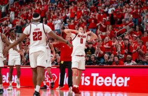 Pack menutup musim reguler dengan menjadi tuan rumah bagi Stanford