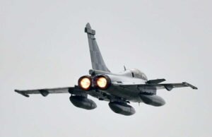 Kejadian langka: Rafale memutus kabel listrik, menyebabkan beberapa rumah mati listrik