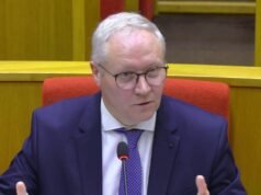 harga rendah, standar sosial dan tanggung jawab lingkungan,” klaim presiden Action France