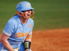 Nomor 1 Tennessee bangkit kembali melawan LSU No. 17 untuk memenangkan seri pembukaan SEC