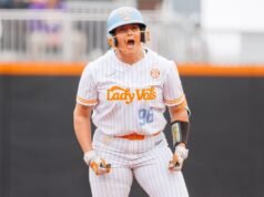 #1 Tennessee Run-Rules Austin Peay di Midstate Classic, 9-1