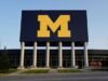 Mantan pelatih gelandang Michigan Chris Partridge menggugat universitas atas pemecatannya