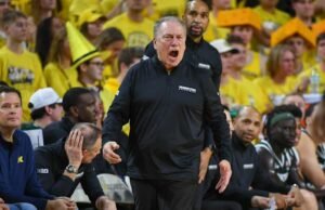 Tom Izzo mempersiapkan Spartan menghadapi tantangan menang atau pulang di Turnamen Sepuluh Besar