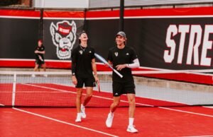 Paket #20 meraih kemenangan ACC kelima atas #42 Louisville