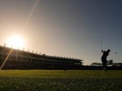 Pencarian polisi terhadap tersangka penembakan fatal menyebabkan tertundanya pembukaan gerbang Kejuaraan Pemain