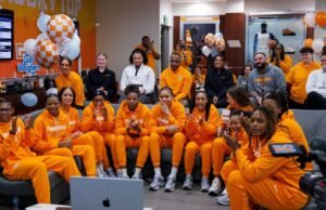 Lady Vols mendapatkan tawaran NCAA ke-44 berturut-turut, tab untuk pertandingan ulang vs. NC State
