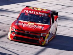 NASCAR menangguhkan Daniel Dye setelah siaran langsung mengejek pembalap IndyCar David Malukas