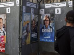 dari pentagonal yang diumumkan ke segitiga yang diberi tegangan