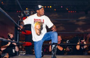 Legenda Detroit Bad Boys, ikon Pistons Dennis Rodman, akan dilantik ke dalam WWE Hall of Fame