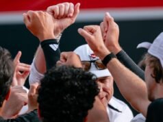 Paket #21 jatuh ke #1 Virginia di Rumah