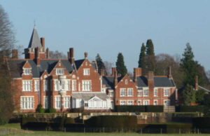 Kesepakatan real estat yang bagus dari Pangeran Edward dan istrinya