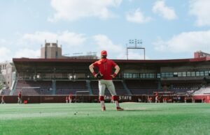 Negara Bagian Florida No. 11 mengalahkan Negara Bagian NC No. 10 di seri final