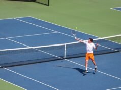 Vols membagi doubleheader hari Minggu vs. #20 Gators, Tigers