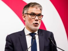 Kota 2026. Bagi Olivier Faure, Jean-Luc Mélenchon telah “menjadi bola dan rantai sayap kiri”