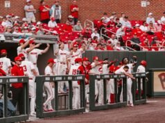 Wolf Pack dan Battle Camels bertemu di pertarungan tengah minggu