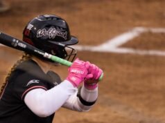 Paket tersebut dijadwalkan menjadi tuan rumah No. 22/25 Arizona State sebelum melakukan perjalanan ke Syracuse