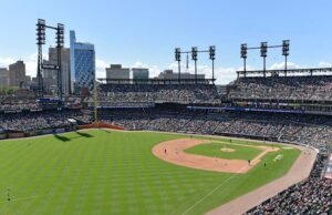 Anda dapat menonton pertandingan mereka musim ini di TV kabel di sini