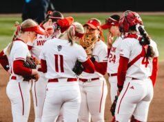 Paket terlambat ke #22/25 Arizona State dalam pertarungan tengah minggu