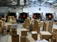 UE akan memberlakukan biaya pemrosesan, selain pajak 3 euro