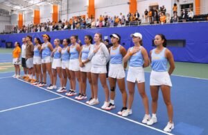 #12 Lady Vols jatuh 4-3 ke #11 Komodor
