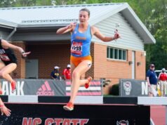 Benih Fawbush No. 3 di Lady Vol Steeplechase di Raleigh Relays