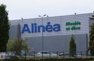 Hari terakhir sebelum penutupan terakhir dan likuidasi Alinea