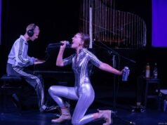 Malam Putih oleh Elina Kulikova dan Dima Efremov