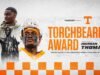 Tragedi pembawa obor: Jourdan Thomas menerima penghargaan pelajar tertinggi di Tennessee