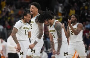 Yaxel Lendeborg mencetak 27 poin saat Michigan melaju ke Final Four, mengalahkan Tennessee 95-62