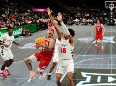 Lantai kaca baru 12 Besar menerima tinjauan beragam di turnamen liga