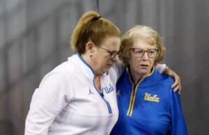 “Mother Bruin” memberikan dukungan saat wanita UCLA membuka March Madness