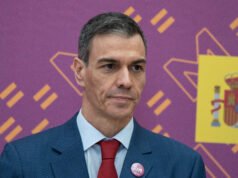 potret seorang perdana menteri Spanyol yang bertentangan dengan keinginan orang Eropa