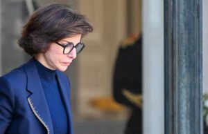 Rachida Dati dicemooh di depan markas kampanyenya