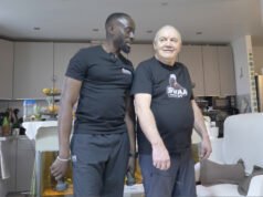 Dihukum hidup seperti “sayuran” setelah kecelakaan, dia bisa berjalan kembali berkat pelatihnya