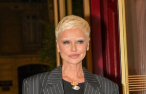 Adriana Karembeu dituduh melakukan “korupsi terhadap anak di bawah umur” oleh ayah putrinya