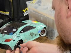 Drifting terkendali untuk pengemudi RC Drift Oberhaslach