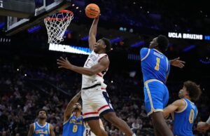 Selama March Madness, program-program peringkat teratas menggunakan ukuran mereka untuk keuntungan mereka untuk menghancurkan program-program tingkat menengah