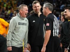 Arizona State mengalahkan No. 14 Kansas 70-60 di final kandang potensial Hurley