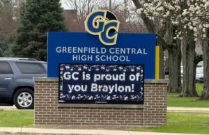 Tembakan ajaib memberi harapan kampung halaman Braylon Mullins untuk reuni Final Four dengan bintang UConn