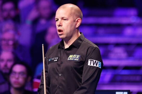 Barry Hawkins melihatnya Barry Hawkins melihatnya